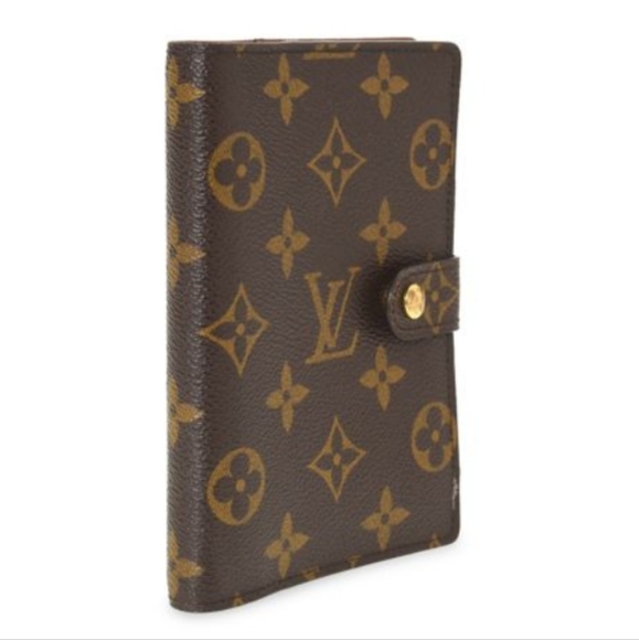 LOUIS VUITTON Small Ring Coated Canvas Agenda Cover - Picture 5 of 10